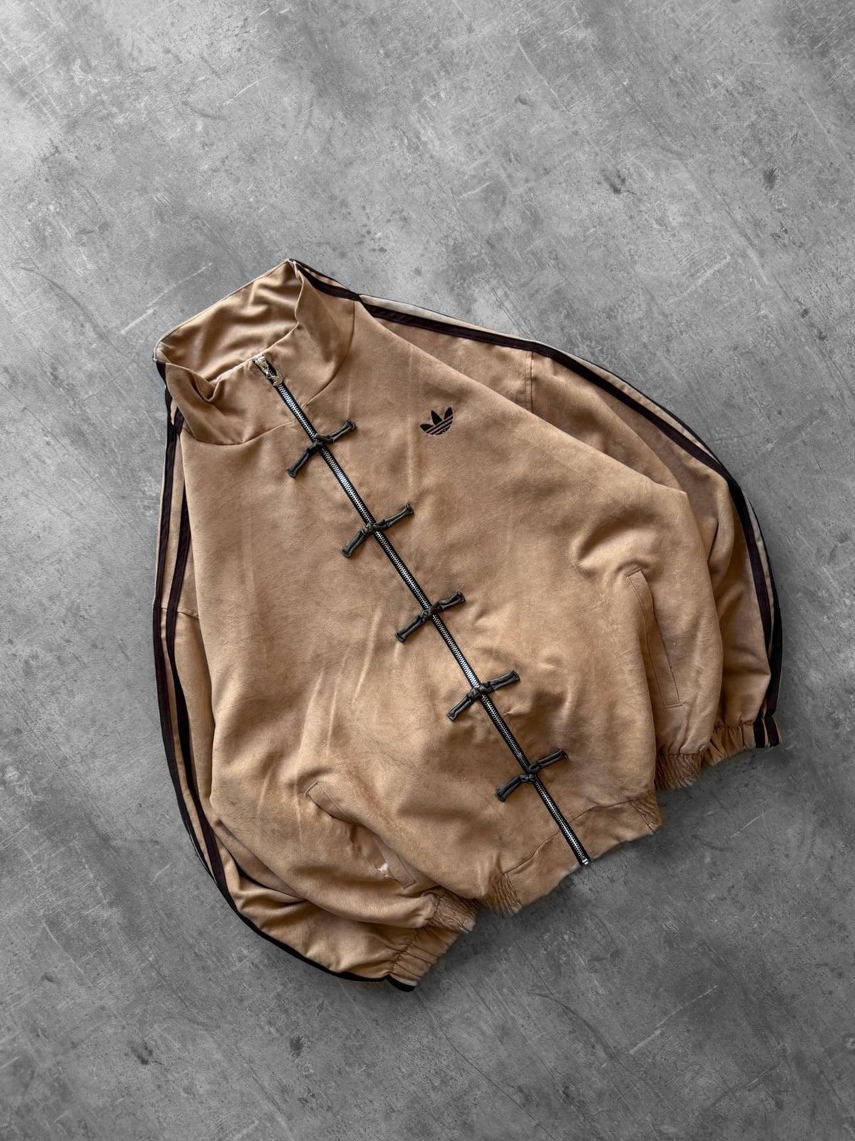 Adidas Premium Camel Chinese Ceket