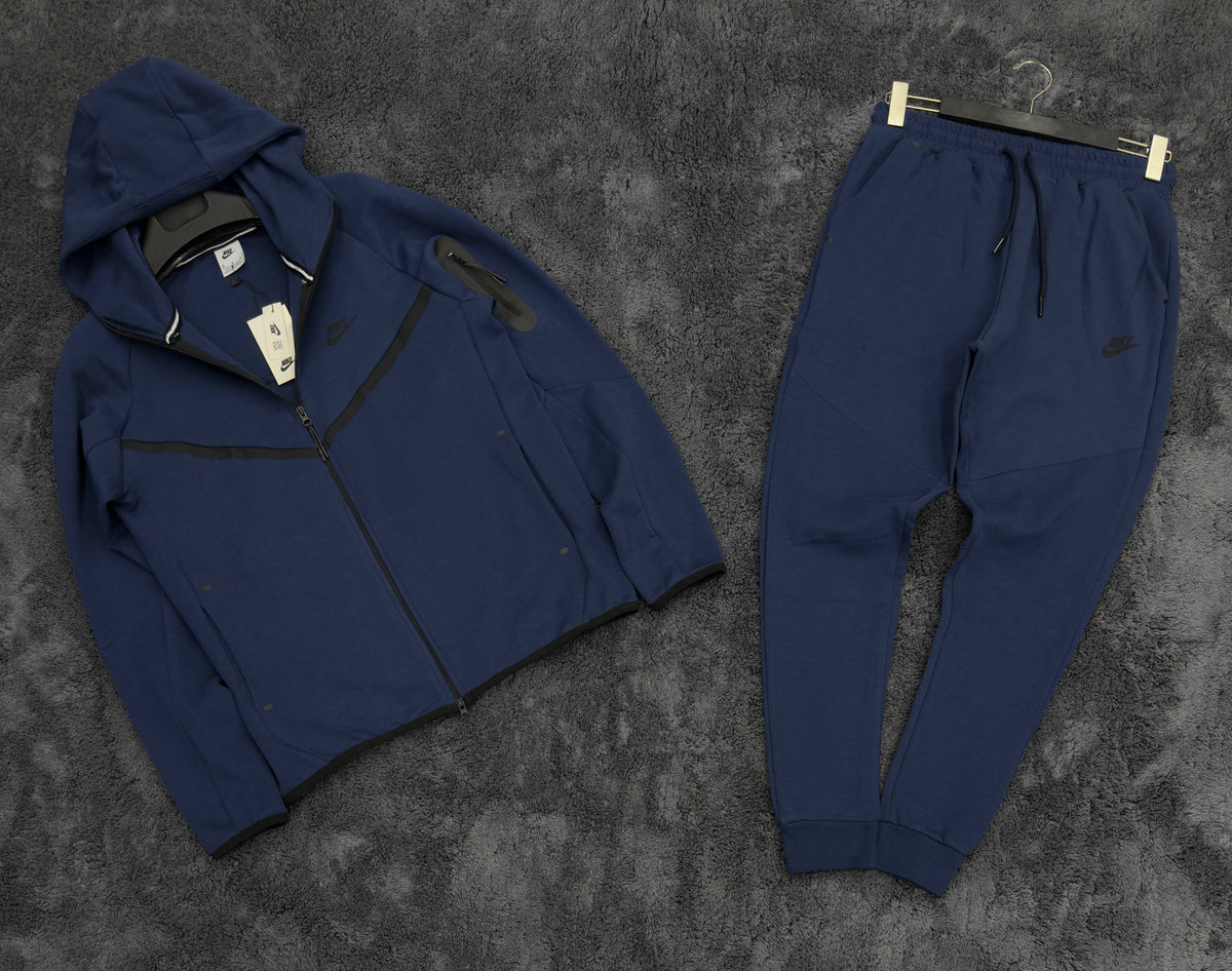 Nike Tech Lacivert Eşofman Takımı